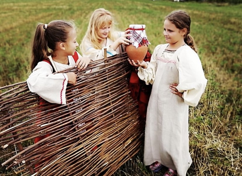 Фольклорная программа «Яблочный спас придет, осень принесет»